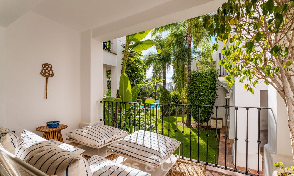 Modern renovated apartment for sale in a magnificent Sierra Blanca complex on the Golden Mile in Marbella 790298