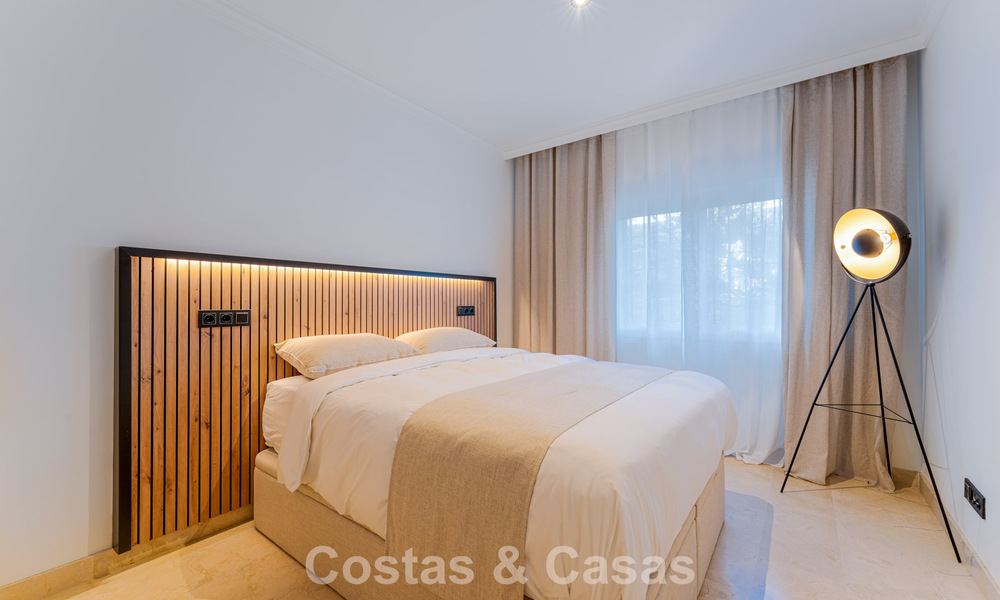 Modern renovated apartment for sale in a magnificent Sierra Blanca complex on the Golden Mile in Marbella 790302