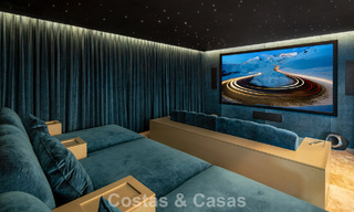 Mediterranean luxury villa with classic architecture for sale and sea views in Marbella Club Resort in Benahavís 790324 