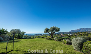 Mediterranean luxury villa with classic architecture for sale and sea views in Marbella Club Resort in Benahavís 790338 
