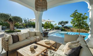 Mediterranean luxury villa with classic architecture for sale and sea views in Marbella Club Resort in Benahavís 790339 