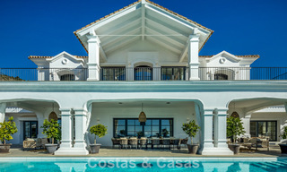 Mediterranean luxury villa with classic architecture for sale and sea views in Marbella Club Resort in Benahavís 790342 