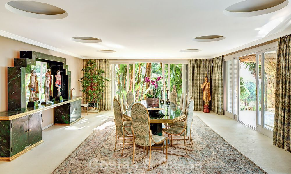 Palatial estate with classical architecture for sale in eastern Marbella 790422