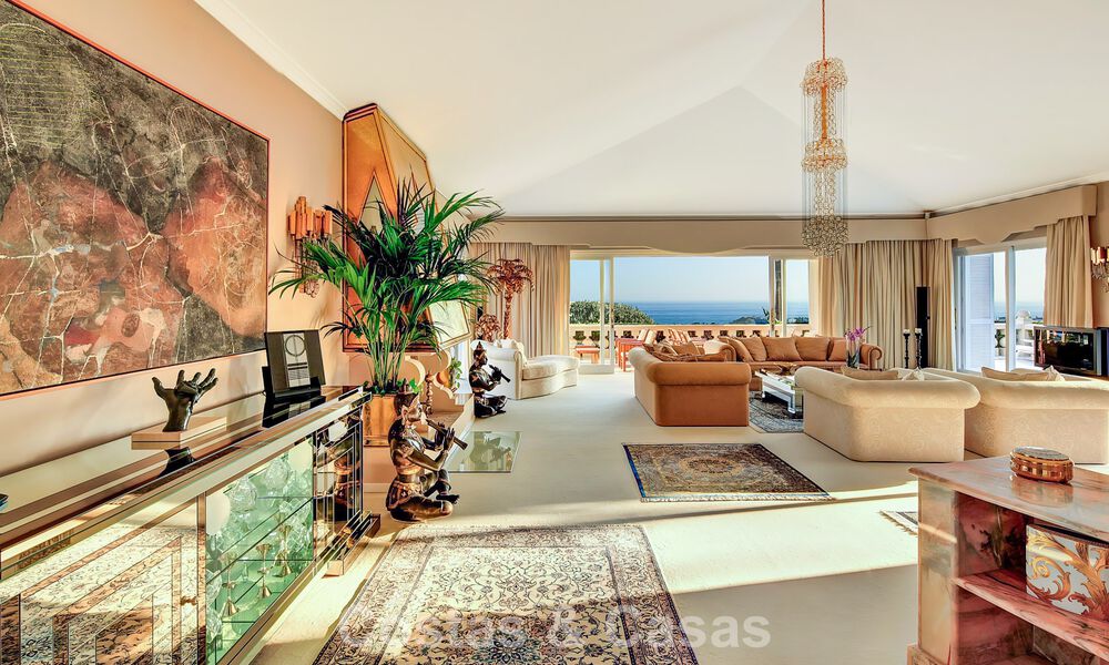 Palatial estate with classical architecture for sale in eastern Marbella 790450