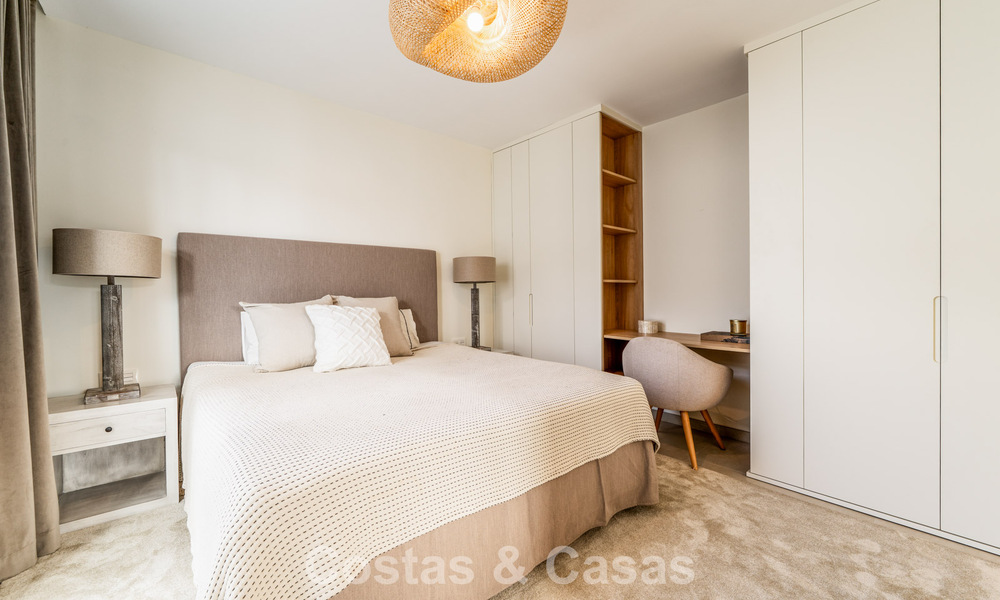 Modern mediterranean style villa for sale within walking distance of the beach and the centre of San Pedro, Marbella 790551