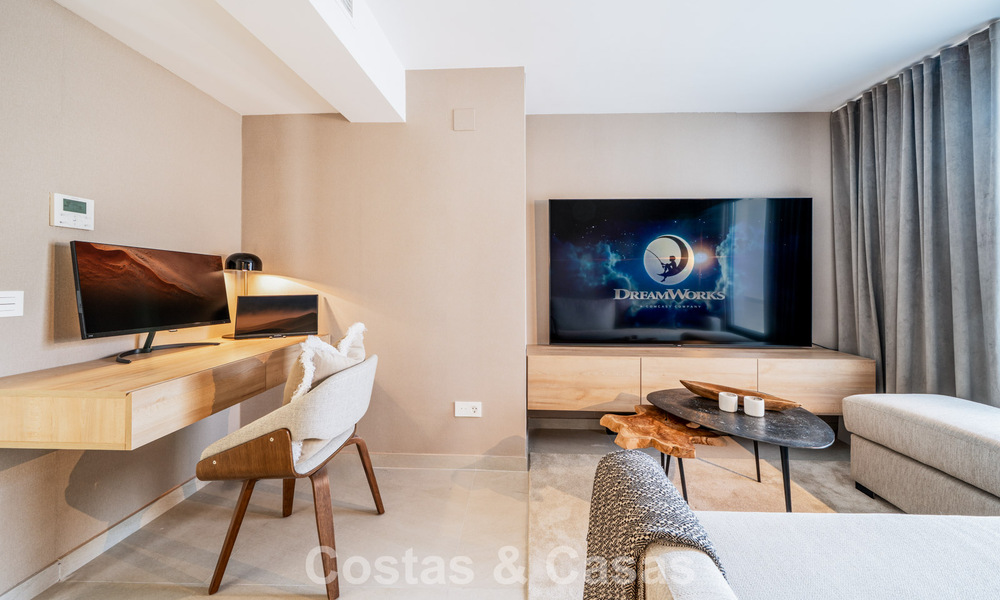 Modern mediterranean style villa for sale within walking distance of the beach and the centre of San Pedro, Marbella 790555