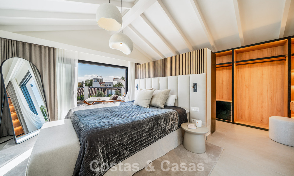 Modern mediterranean style villa for sale within walking distance of the beach and the centre of San Pedro, Marbella 790556