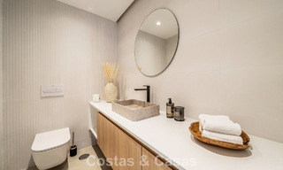 Modern mediterranean style villa for sale within walking distance of the beach and the centre of San Pedro, Marbella 790557 