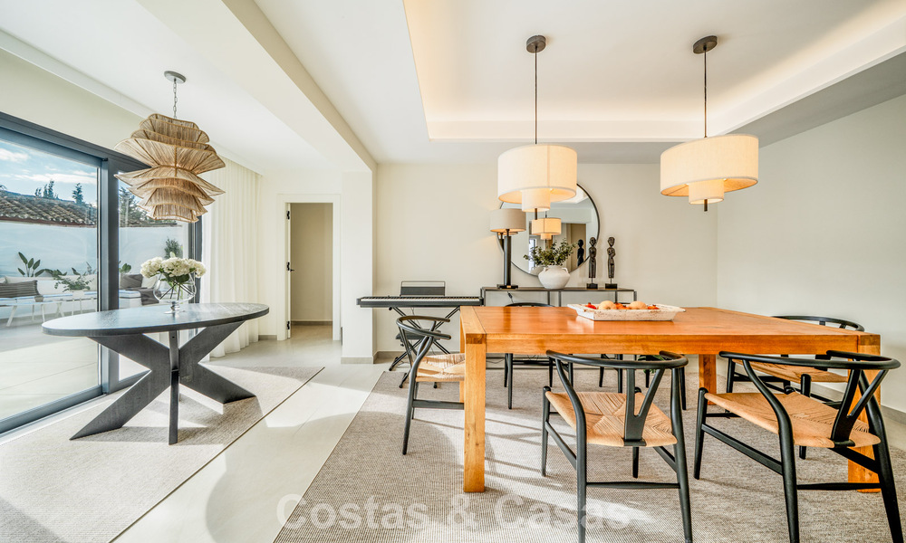 Modern mediterranean style villa for sale within walking distance of the beach and the centre of San Pedro, Marbella 790572