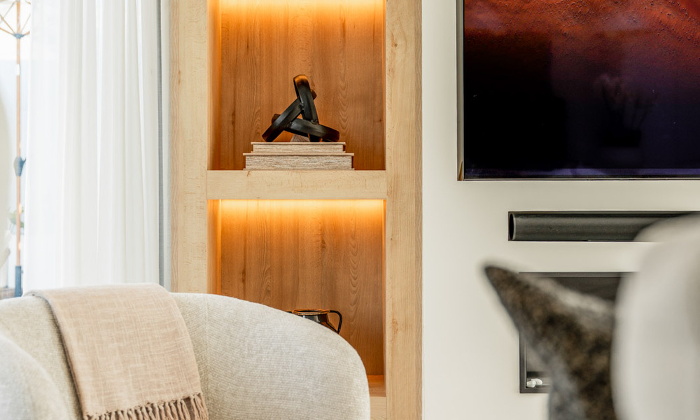 Modern mediterranean style villa for sale within walking distance of the beach and the centre of San Pedro, Marbella 790579