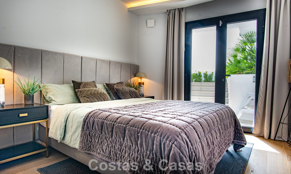 Spacious luxury villa with panoramic sea views for sale in La Quinta, Benahavís - Marbella 790654