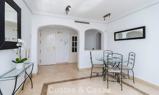 Well-maintained Mediterranean apartment with golf and sea views for sale in a golf resort in the hills of Marbella - Benahavís 790936 