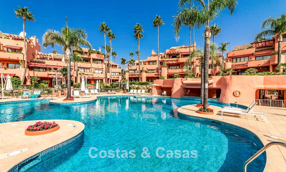 Spacious duplex penthouse for sale with sea views in an iconic beachfront complex on the New Golden Mile, Marbella - Estepona 790818