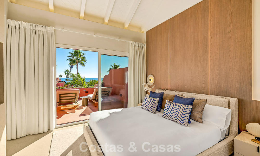Spacious duplex penthouse for sale with sea views in an iconic beachfront complex on the New Golden Mile, Marbella - Estepona 790823