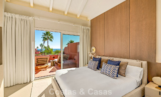 Spacious duplex penthouse for sale with sea views in an iconic beachfront complex on the New Golden Mile, Marbella - Estepona 790823 