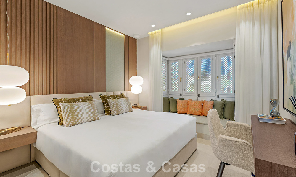 Spacious duplex penthouse for sale with sea views in an iconic beachfront complex on the New Golden Mile, Marbella - Estepona 790834