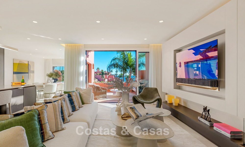 Spacious duplex penthouse for sale with sea views in an iconic beachfront complex on the New Golden Mile, Marbella - Estepona 790844