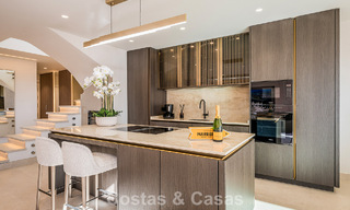 Spacious duplex penthouse for sale with sea views in an iconic beachfront complex on the New Golden Mile, Marbella - Estepona 790848 