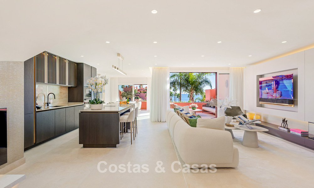 Spacious duplex penthouse for sale with sea views in an iconic beachfront complex on the New Golden Mile, Marbella - Estepona 790852