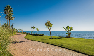 Spacious duplex penthouse for sale with sea views in an iconic beachfront complex on the New Golden Mile, Marbella - Estepona 790856 