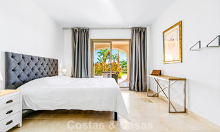 Garden apartment with sea views for sale in a gated complex in Marbella - Benahavís 791245 