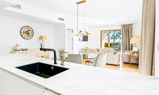 Garden apartment with sea views for sale in a gated complex in Marbella - Benahavís 791248 