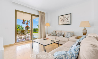 Garden apartment with sea views for sale in a gated complex in Marbella - Benahavís 791253 