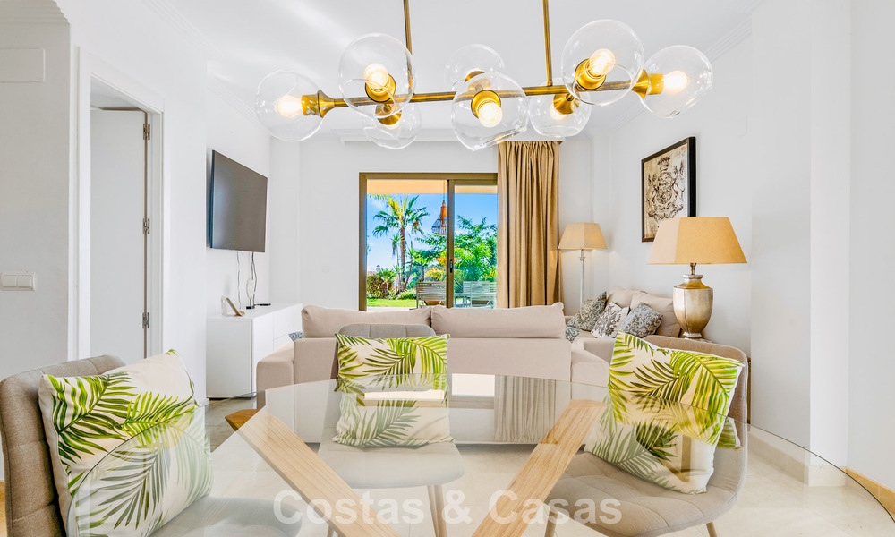 Garden apartment with sea views for sale in a gated complex in Marbella - Benahavís 791258