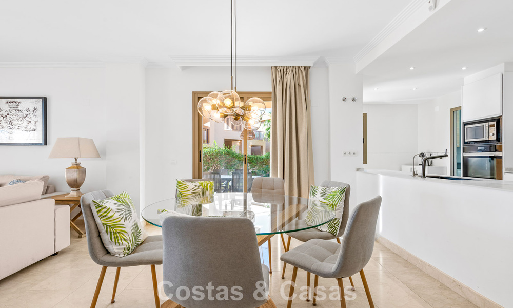 Garden apartment with sea views for sale in a gated complex in Marbella - Benahavís 791271