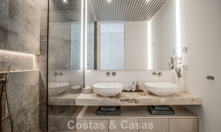 Villa with cutting-edge design for sale with panoramic sea views, located within a prestigious golfr esort, Marbella - Benahavís 791032 