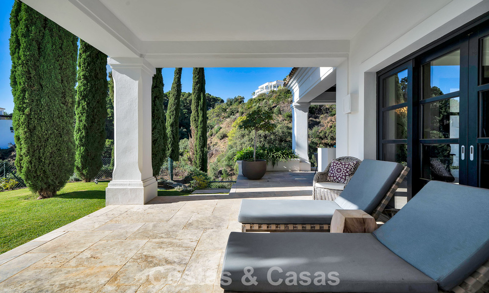 Grand Spanish luxury villa for sale with sublime sea views in a gated community in Benahavís - Marbella 791224