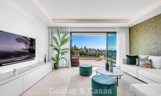 Impressive Contemporary Villa for Sale on the frontline golf on the New Golden Mile between Marbella and Estepona 791404 