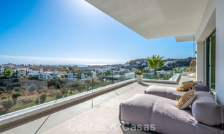 Impressive Contemporary Villa for Sale on the frontline golf on the New Golden Mile between Marbella and Estepona 791406 