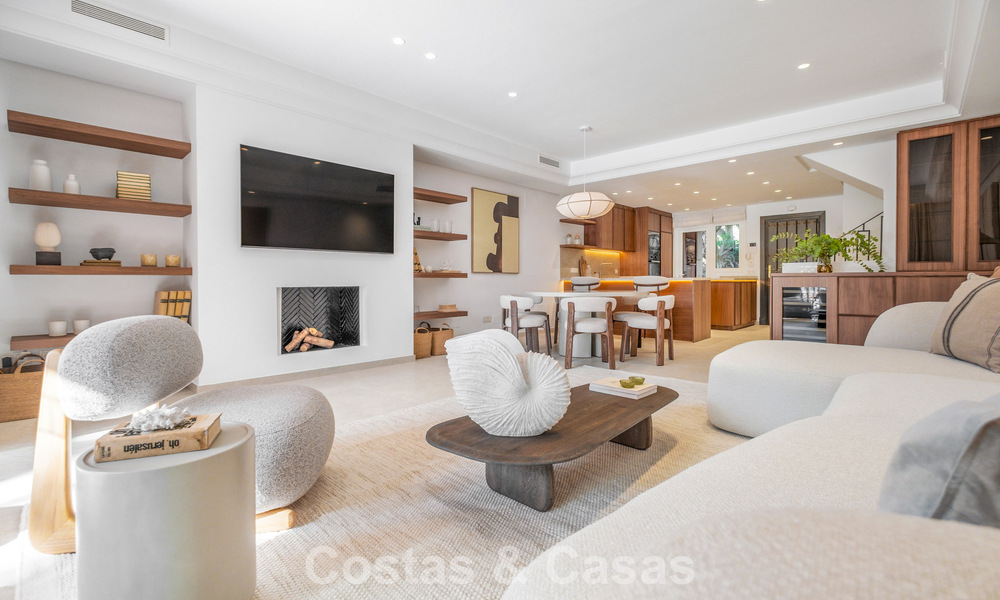 Beautifully, modern renovated 4-Bedroom Townhouse for Sale in a Gated Community on Marbella’s Golden Mile 791309