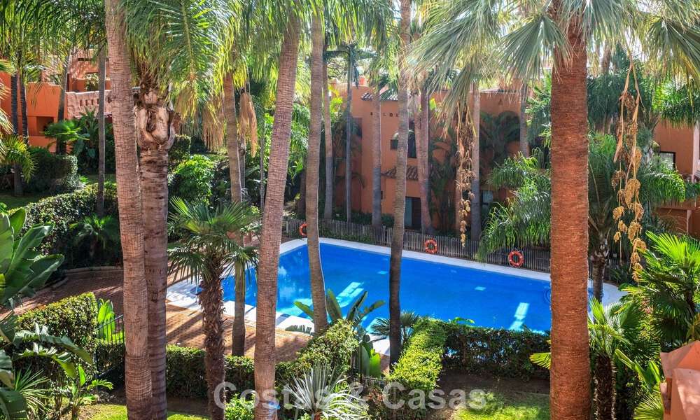Beautifully, modern renovated 4-Bedroom Townhouse for Sale in a Gated Community on Marbella’s Golden Mile 791325