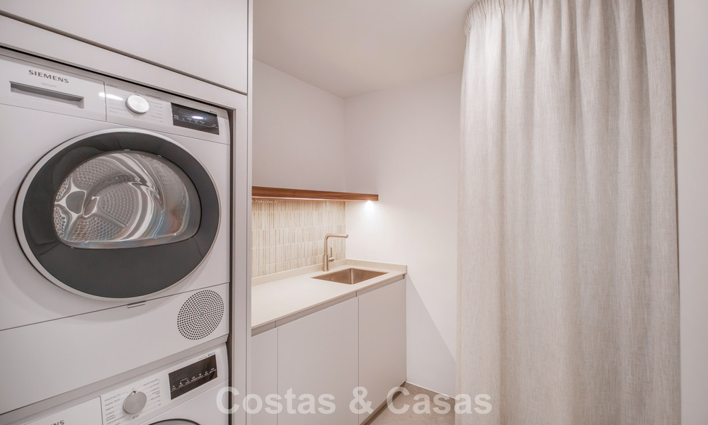 Beautifully, modern renovated 4-Bedroom Townhouse for Sale in a Gated Community on Marbella’s Golden Mile 791333