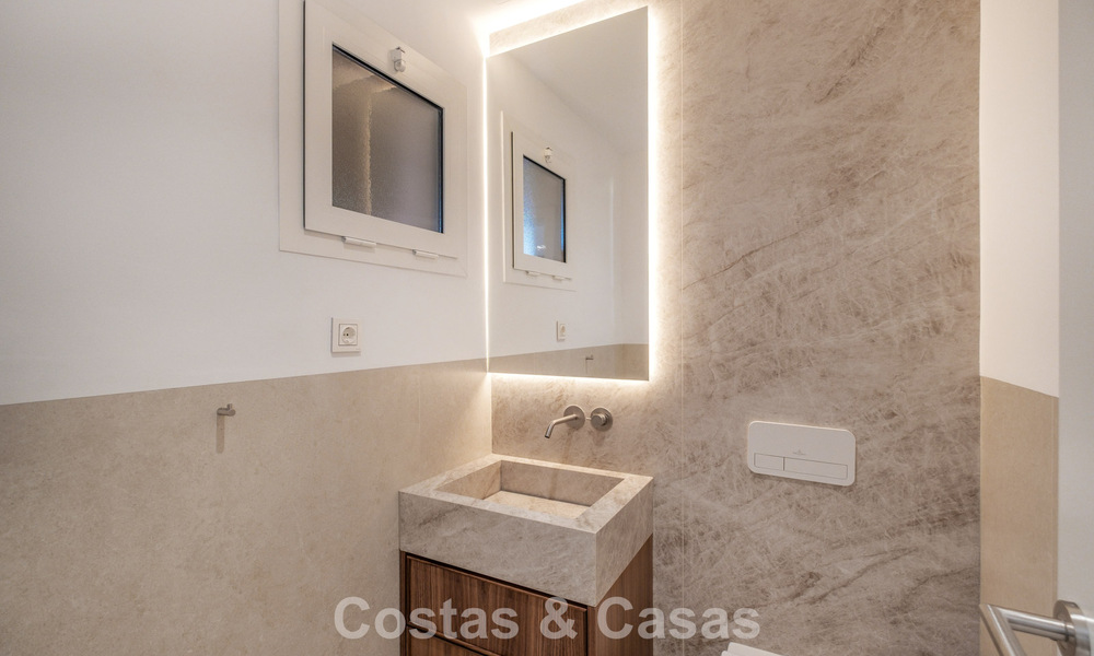 Beautifully, modern renovated 4-Bedroom Townhouse for Sale in a Gated Community on Marbella’s Golden Mile 791335