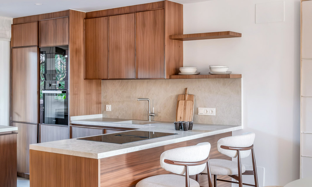 Modernised luxury 4-bedroom townhouse for sale on Marbella’s Golden Mile 791352