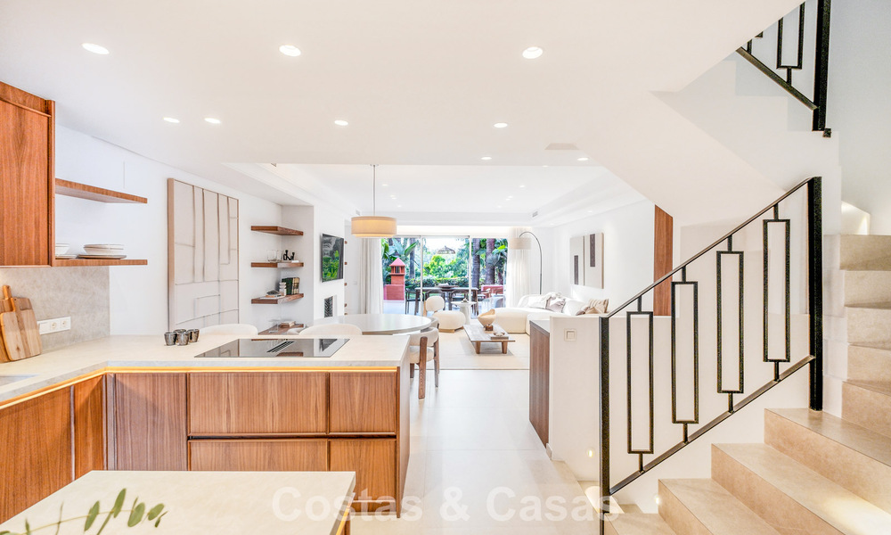 Modernised luxury 4-bedroom townhouse for sale on Marbella’s Golden Mile 791354