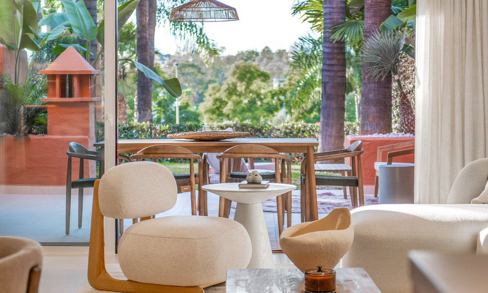 Modernised luxury 4-bedroom townhouse for sale on Marbella’s Golden Mile 791361