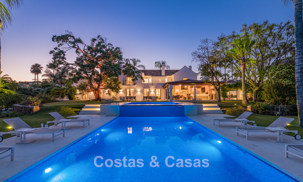 Exclusive villa for sale, frontline golf, in a prestigious urbanisation in Nueva Andalucía, Marbella 791430