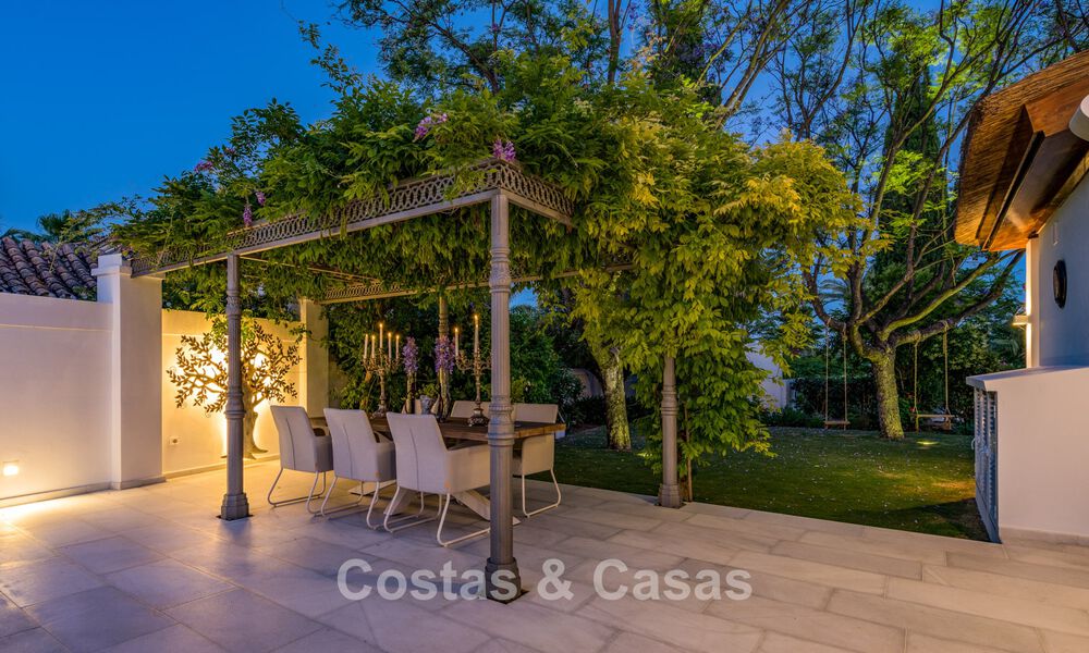 Exclusive villa for sale, frontline golf, in a prestigious urbanisation in Nueva Andalucía, Marbella 791433