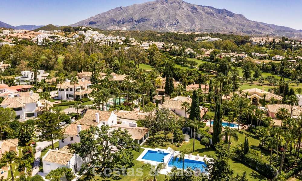 Exclusive villa for sale, frontline golf, in a prestigious urbanisation in Nueva Andalucía, Marbella 791454