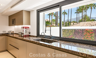 Exclusive villa for sale, frontline golf, in a prestigious urbanisation in Nueva Andalucía, Marbella 791474 