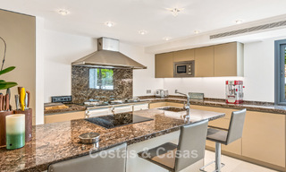 Exclusive villa for sale, frontline golf, in a prestigious urbanisation in Nueva Andalucía, Marbella 791475 