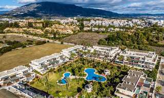 Contemporary renovated apartment for sale in Nueva Andalucía, within walking distance of the beach and Puerto Banús, Marbella 790891 