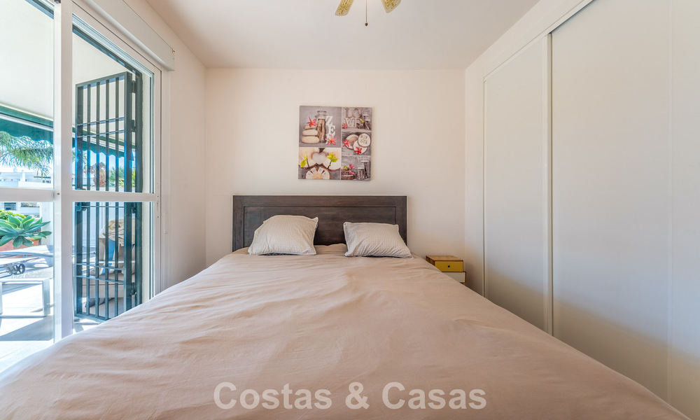 Contemporary renovated apartment for sale in Nueva Andalucía, within walking distance of the beach and Puerto Banús, Marbella 790908