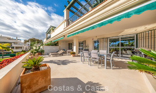 Contemporary renovated apartment for sale in Nueva Andalucía, within walking distance of the beach and Puerto Banús, Marbella 790914 