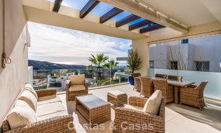 Luxurious 3-bedroom apartment for sale with panoramic sea views in a gated resort in Marbella - Benahavis 791557 