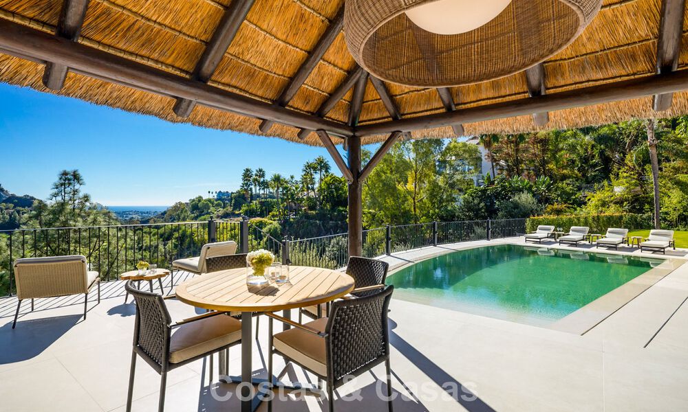 Luxury class villa for sale front-line golf with panoramic views in Marbella - Benahavís 791608